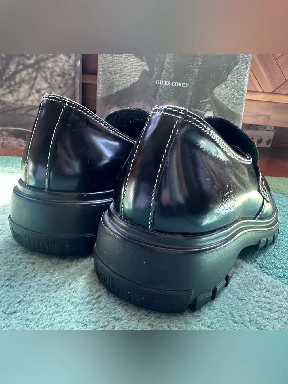 Fluevog EXCELLENT Official Linggo glossy black leather slip-on loafer- W8/M6
